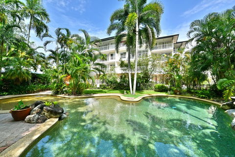 Golden Sands Beachfront Resort - Darwin Tourism 0