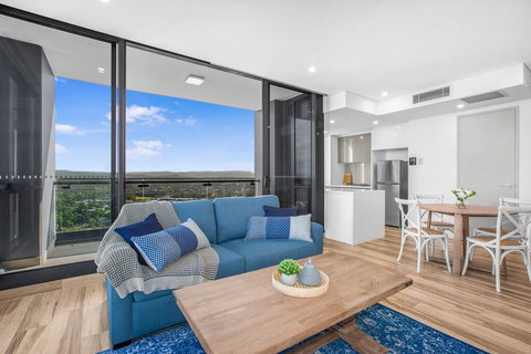 Grand Beach Views In 2-Bed Apartment With Balcony - Darwin Tourism 3