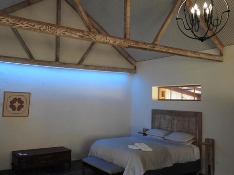 Grape Pickers Cottage - Darwin Tourism 3