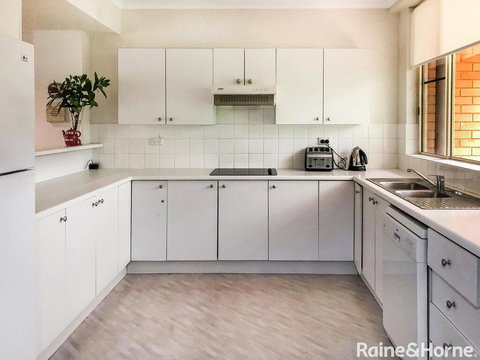 Greenpark #10 - 10/45 Avoca Drive, Avoca Beach - Darwin Tourism 2