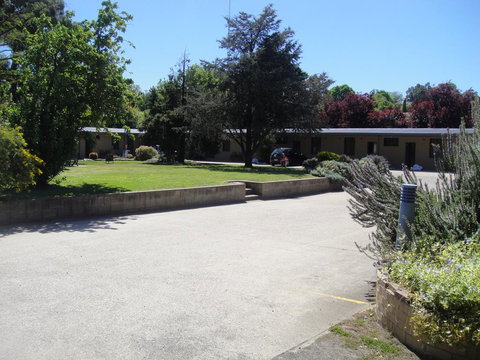 Hamilton Hume Motor Inn - Darwin Tourism 1