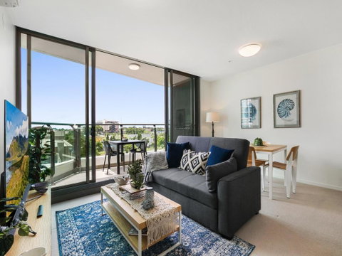 HARBOURSIDE- Hosted By: L'Abode Accommodation - Darwin Tourism 0