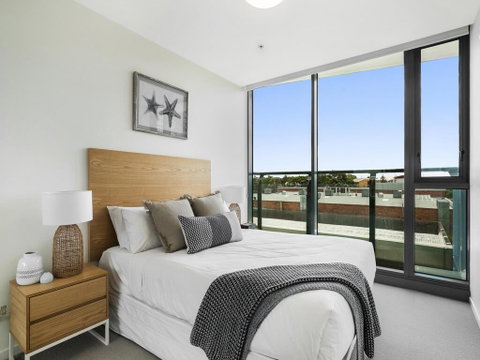 HARBOURSIDE- Hosted By: L'Abode Accommodation - Darwin Tourism 2