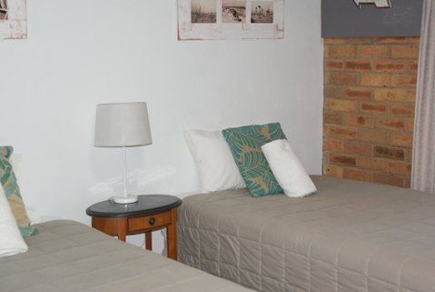 Hawks Nest Motel - Darwin Tourism 1