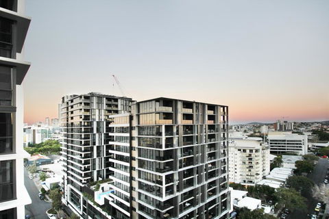 Hearty Milton Apartments - Darwin Tourism 1