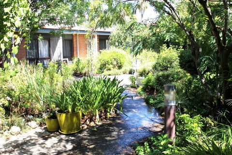 Henry's Quirindi - Darwin Tourism 2