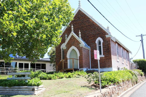 Henry's Quirindi - Darwin Tourism 1
