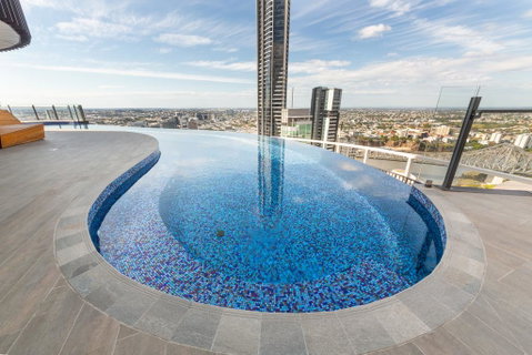 High Life Central With Pool And Car Park - Darwin Tourism 2
