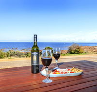 High Tide - Wallaroo Beachfront Property - Pet-Friendly - Darwin Tourism
