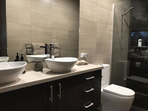 Highland Getaway - Darwin Tourism 2