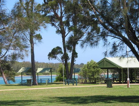 Hill Top Water And Bush Views - Darwin Tourism 2