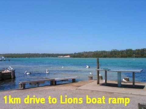 Hill Top Water And Bush Views - Darwin Tourism 1