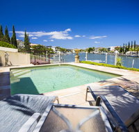 Holiday Home Luxe  Sanctuary Cove - Darwin Tourism
