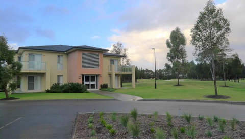 Jewel In The Crowne - Darwin Tourism 1