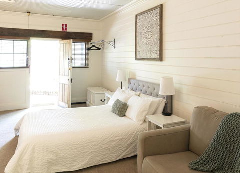 Kaesler Cottages - Darwin Tourism 0