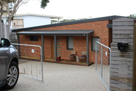 Kanburra House - Darwin Tourism 1