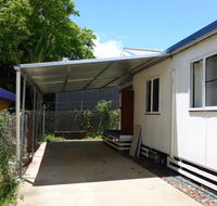 Kenny's Cabin - Darwin Tourism