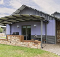 Kickenback Studio - Contemporary accommodation in the heart of Crackenback - Darwin Tourism