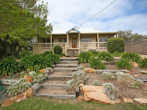 Killarney Cottage - Darwin Tourism 0