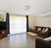 Kingfisher - Pet-Friendly - 10 Mins to Hyams Beach - Darwin Tourism