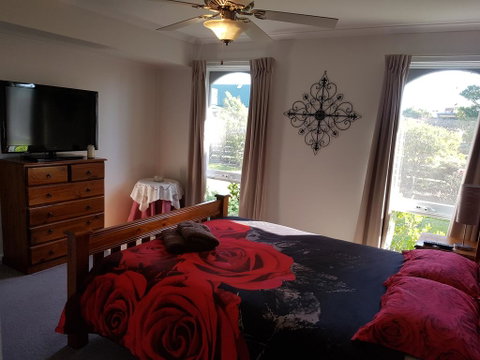 Kings Cottage - Darwin Tourism 0