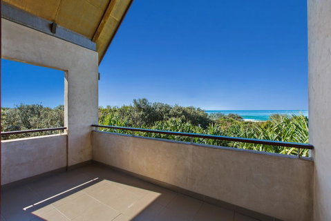 Kingscliff Balinese Beachfront Retreat - Darwin Tourism 3