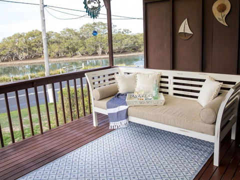 Kookas Nest - Waterfront Home, Tranquil Setting - Darwin Tourism 0