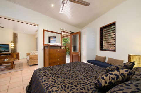 L'Auberge @ Noosa - Darwin Tourism 3