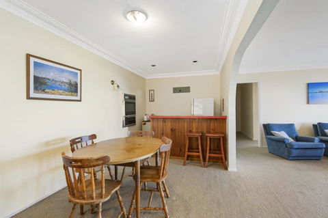 La Mer, 19 Dulconghi Street - Darwin Tourism 2