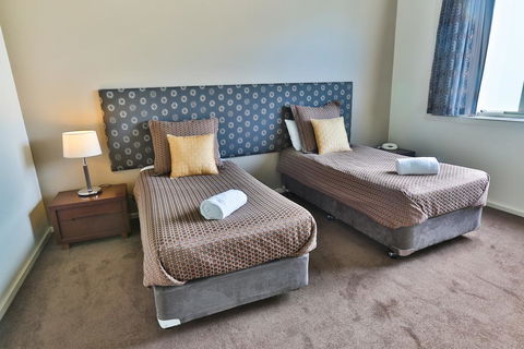 Lady Bay Resort - Darwin Tourism 1