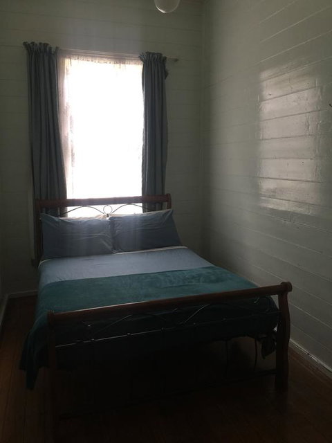 Lake Leake Inn - Darwin Tourism 1