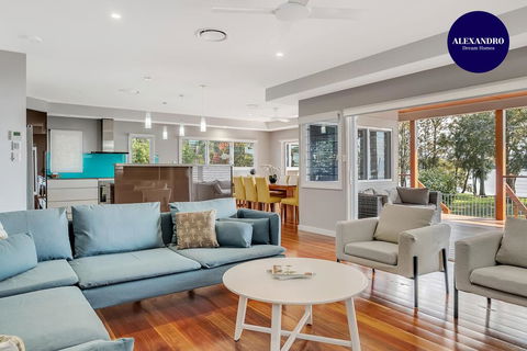 LAKEFRONT And SUNSET HAVEN - Darwin Tourism 0