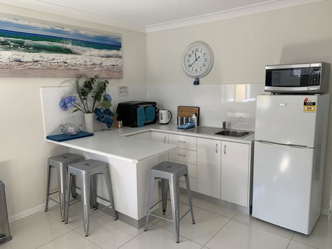 Lazy Dayz Shellharbour - Darwin Tourism 2
