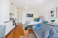 Luxurious light-filled studio in winning location