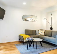 Luxury Spacious 2 Bedroom Fitzroy Apartment - Darwin Tourism