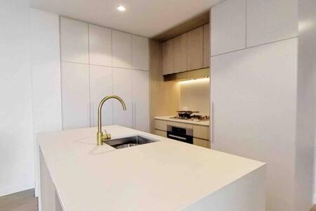 Macquarie Park 2beds 2 Bath 400m To Station, Free WIFI, Parking, Netflix - Darwin Tourism 1