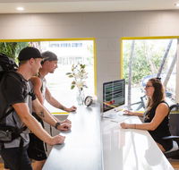 Mad Monkey Backpackers Village - Darwin Tourism