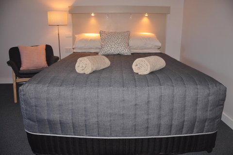 Maffra Motor Inn - Darwin Tourism 1