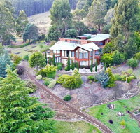 MAGICAL MOUNTAIN RETREAT - 20 mins to CBD and only 10 to MONA - Darwin Tourism