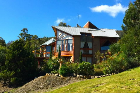 MAGICAL MOUNTAIN RETREAT - 20 Mins To CBD And Only 10 To MONA! - Darwin Tourism 3