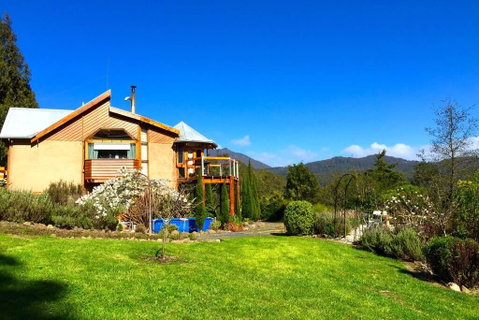 MAGICAL MOUNTAIN RETREAT - 20 Mins To CBD And Only 10 To MONA! - Darwin Tourism 2