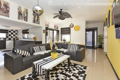Marilyns Place: Private + Spacious + Central - Darwin Tourism 0