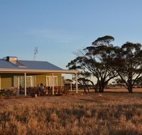 Mary's Farm Cottages - Darwin Tourism