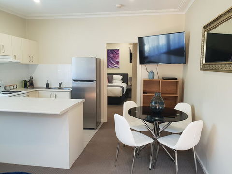 Mayfield Short Stay Apartments - Darwin Tourism 1