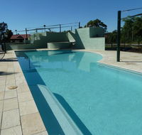 McNevins Logan Park Motel - Darwin Tourism