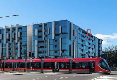 Midnight@Braddon Modern Executive Apt, Pool, Sauna, Secure Parking, Wine - Darwin Tourism 3