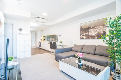 Minimalism Modern Apartment, Waterview, Parking, IGA - Darwin Tourism 0