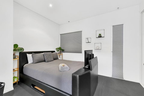 Modern Brisbane City Penthouse - Darwin Tourism 2