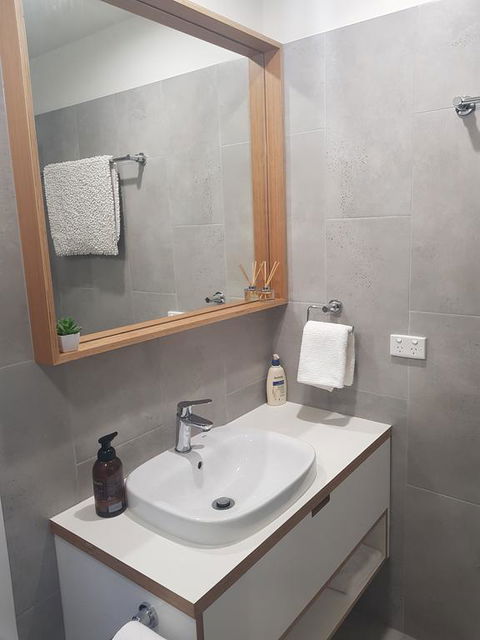 Modern, Private And Close To Town. - Darwin Tourism 3