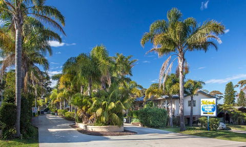 Mollymook Caravan Park - Darwin Tourism 0